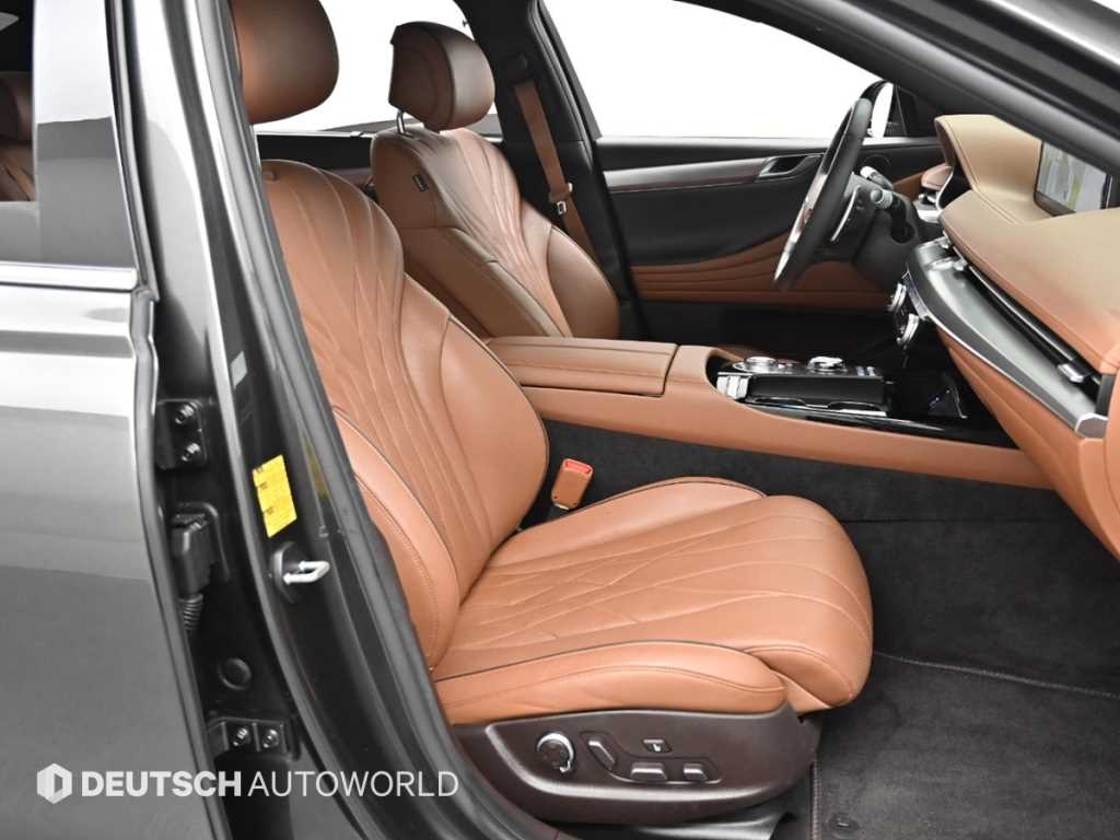 Genesis G80 - Vista 10