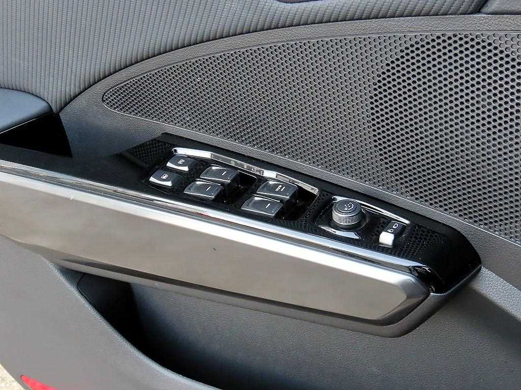Ssangyong Tivoli - Vista 11