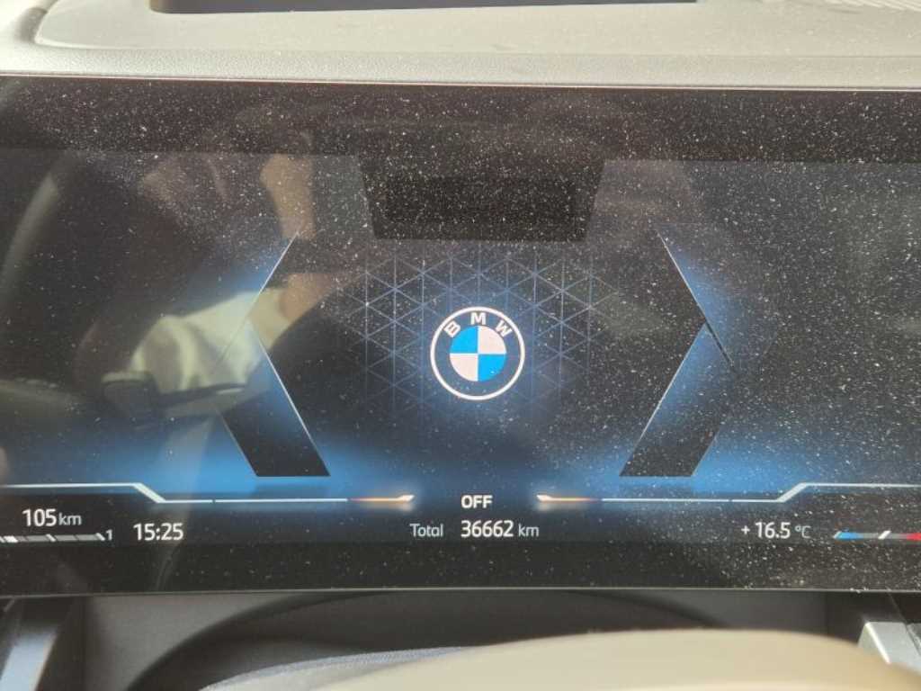 BMW 5 Series - Vista 5