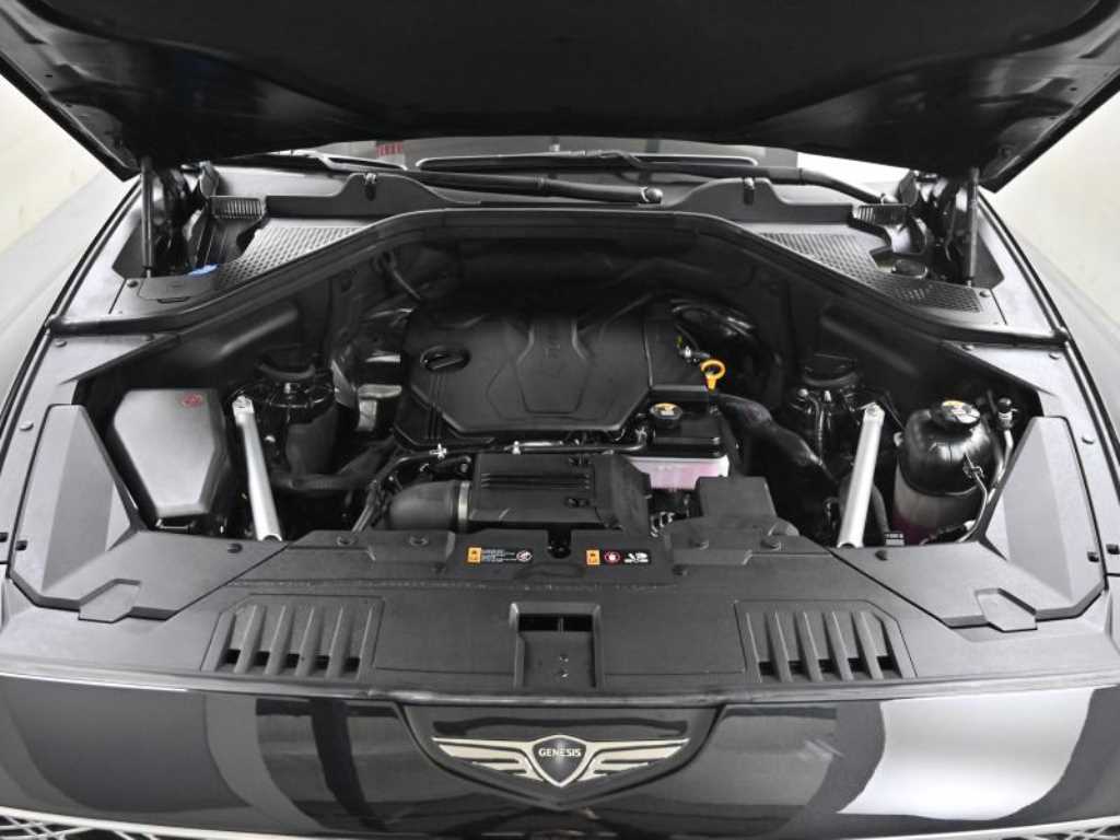 Genesis GV80 - Vista 6