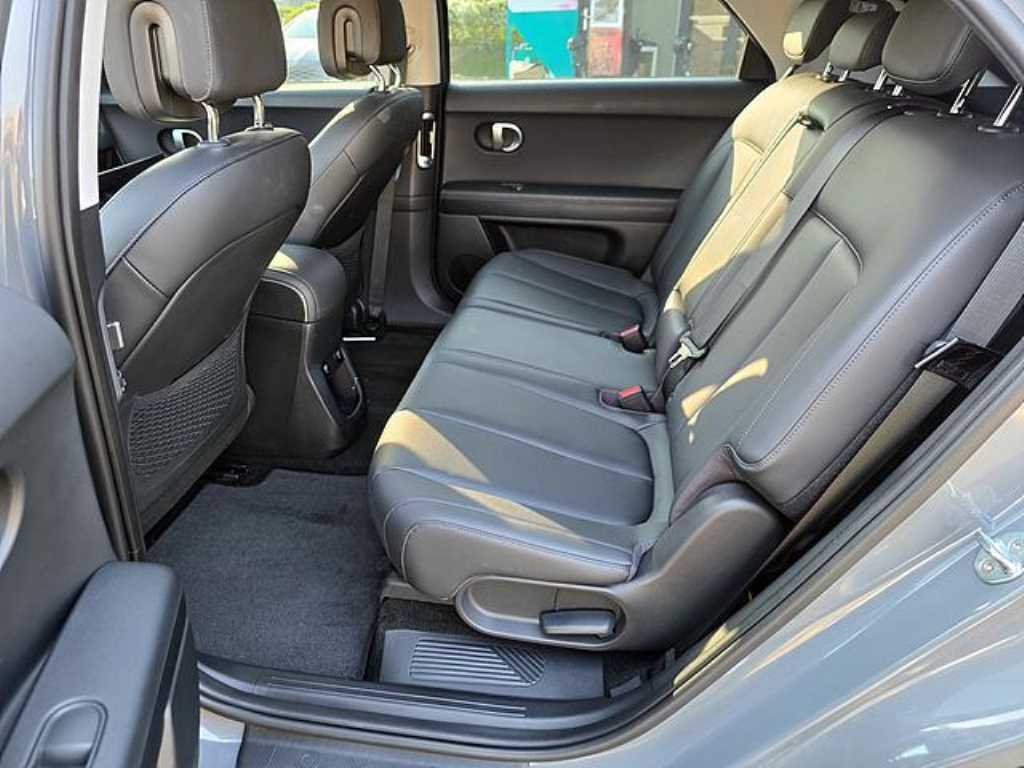 HYUNDAI Ioniq 5 - Vista 7