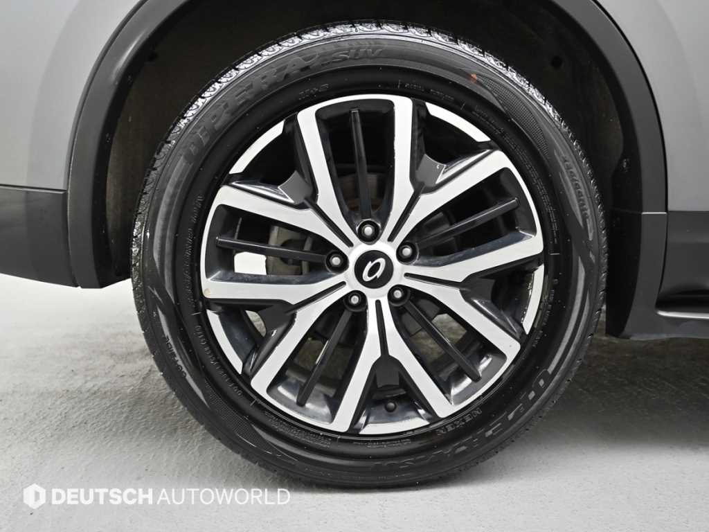 SAMSUNG QM6 - Vista 5