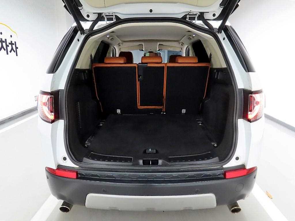 Land Rover Discovery Sports - Vista 5