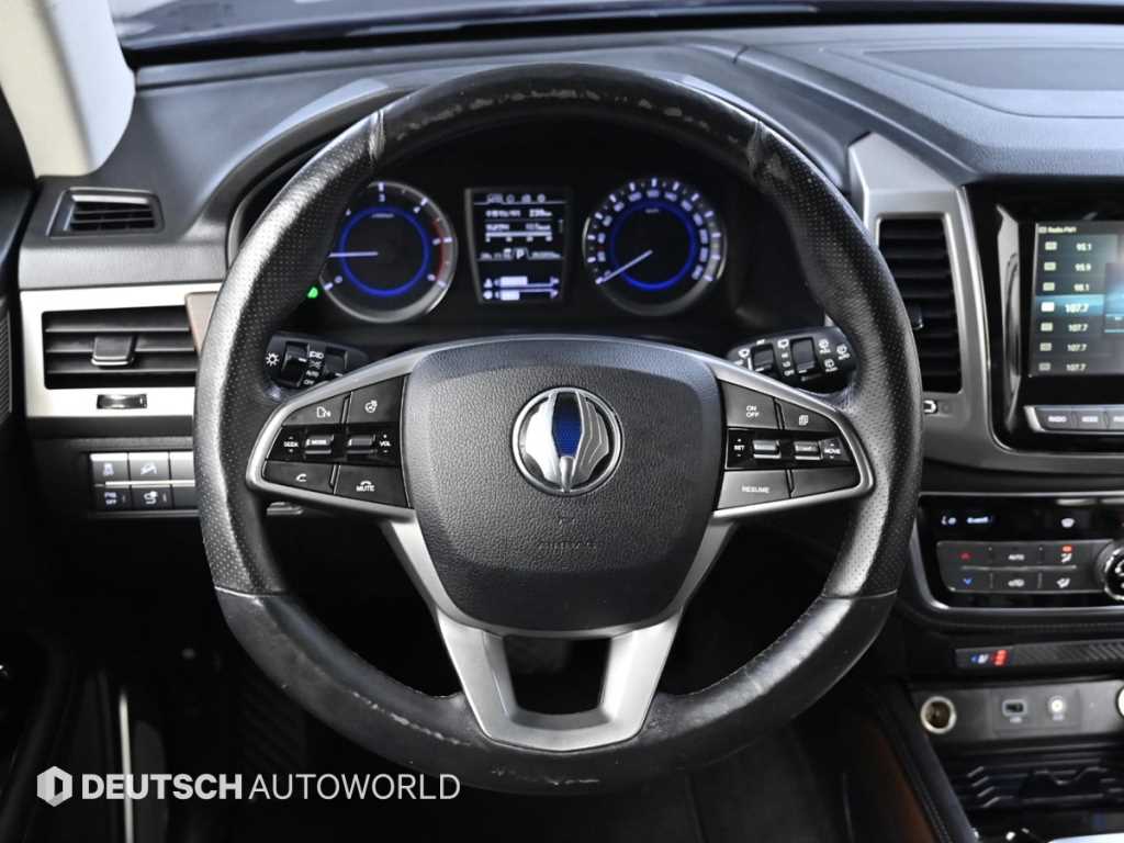Ssangyong Rexton 2018 Negro - Importación desde Corea - HF Imports Iquique - Foto 13