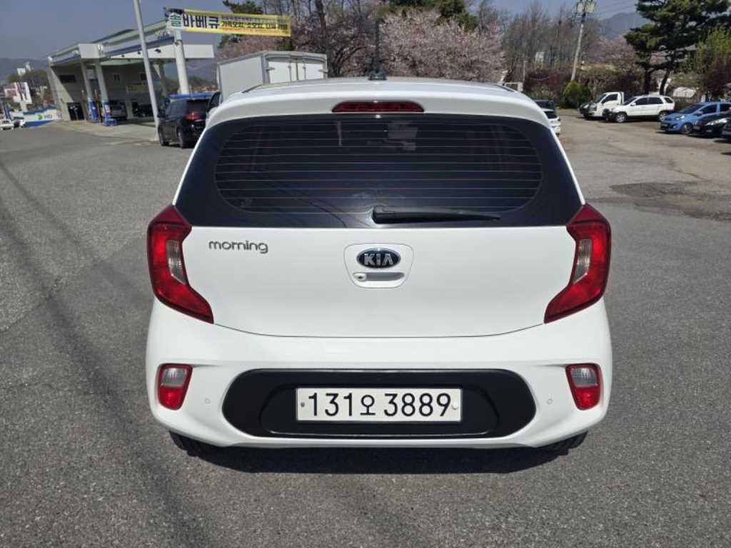 KIA Morning - Vista 4