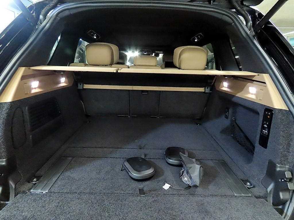 Land Rover Range Rover 2023 Negro - Importación desde Corea - HF Imports Iquique - Foto 15