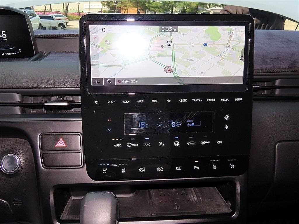HYUNDAI Staria 2025 Blanco - Importación desde Corea - HF Imports Iquique - Foto 13