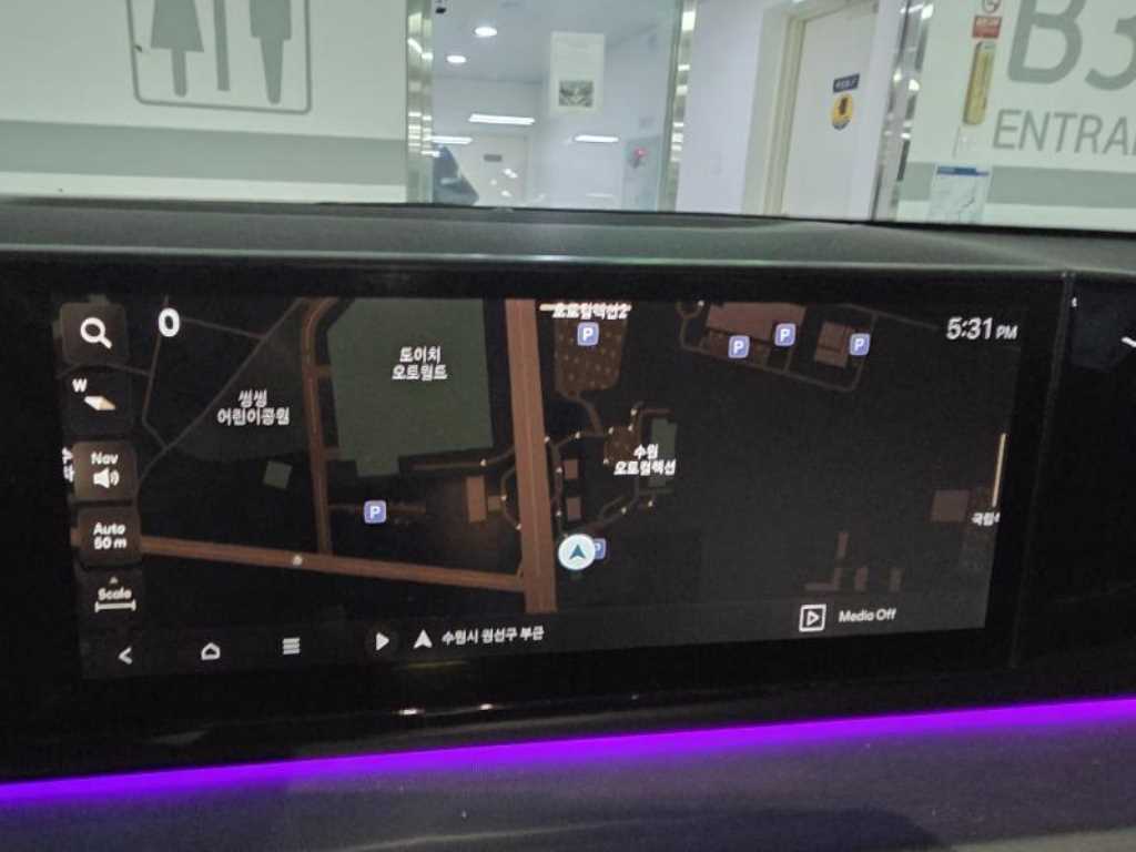 HYUNDAI Grandeur - Vista 7