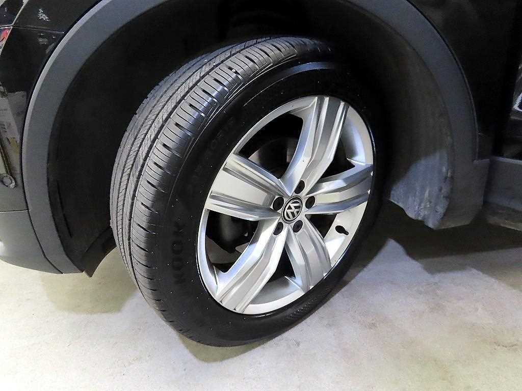 Volkswagen Tiguan 2020 Negro - Importación desde Corea - HF Imports Iquique - Foto 20