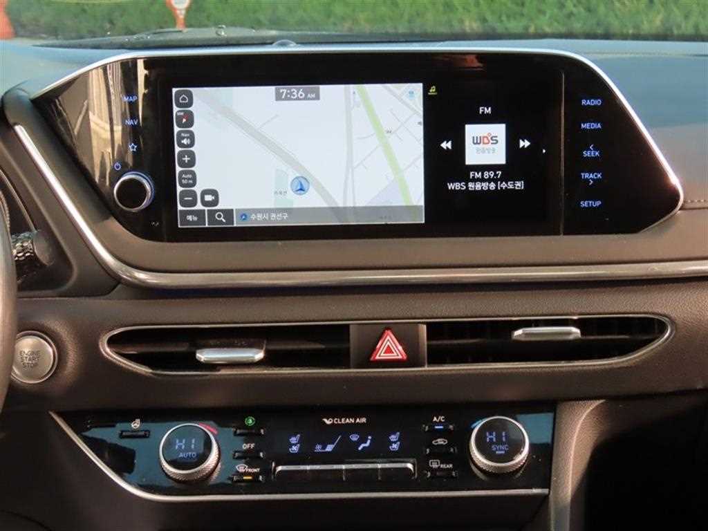 HYUNDAI Sonata - Vista 10