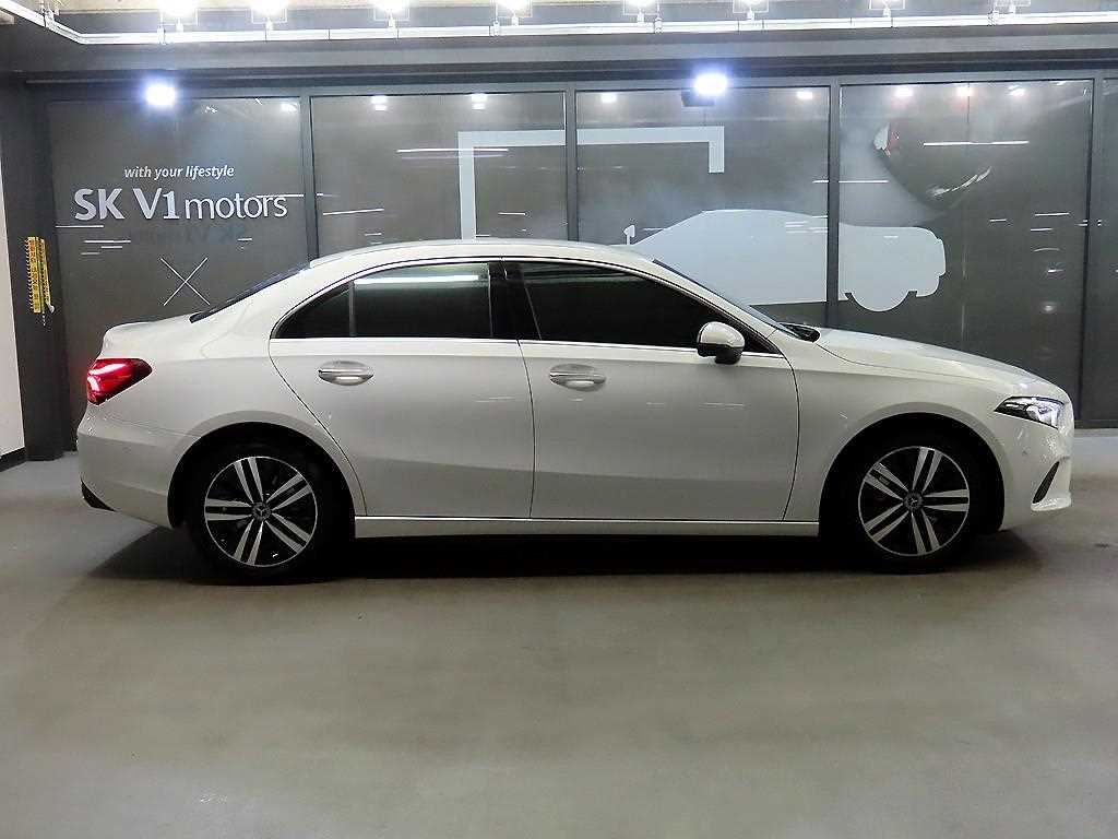 Mercedes Benz A Class - Vista 3