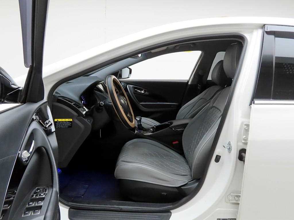 HYUNDAI Grandeur 2012 Blanco - Importación desde Corea - HF Imports Iquique - Foto 14