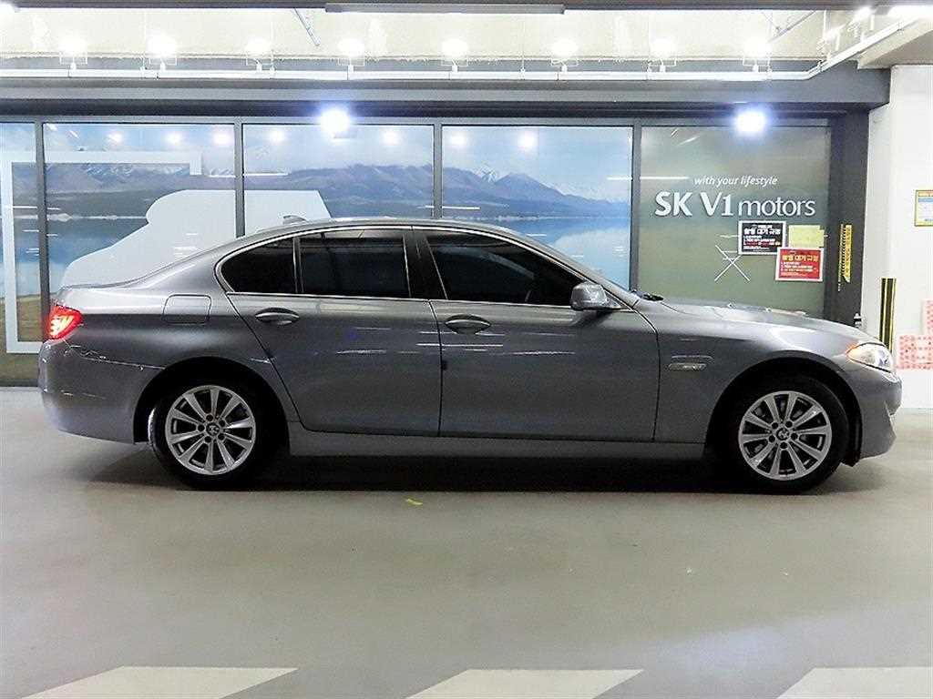 BMW 5 Series - Vista 3