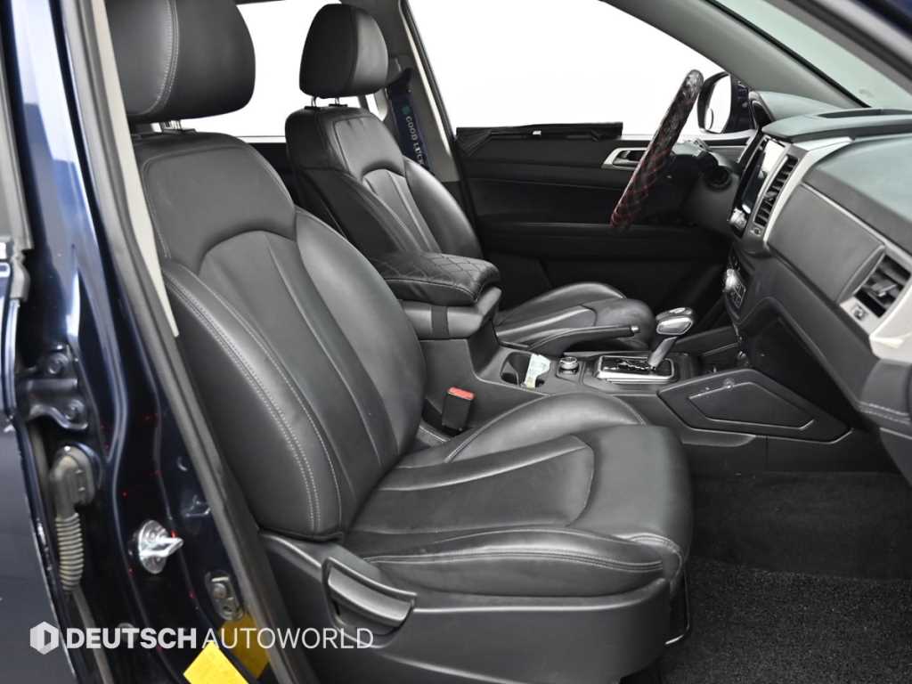 Ssangyong Rexton - Vista 10