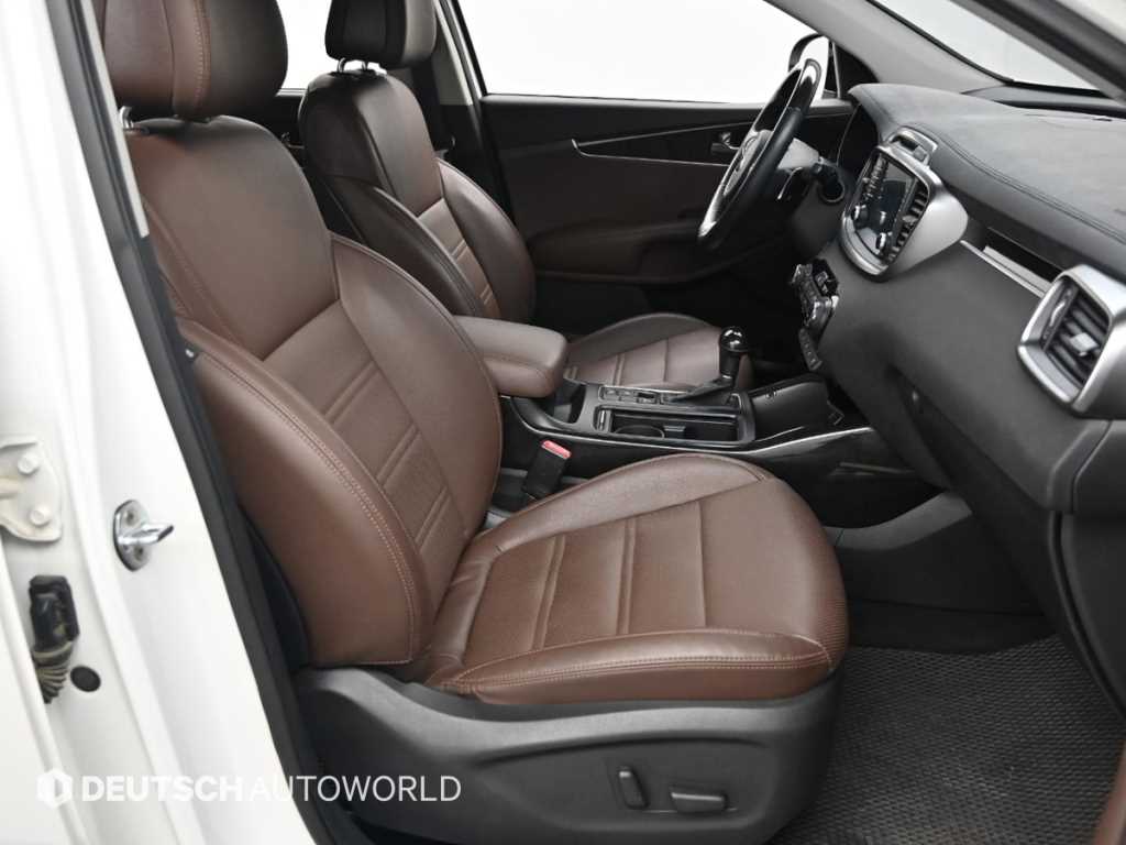 KIA Sorento - Vista 10