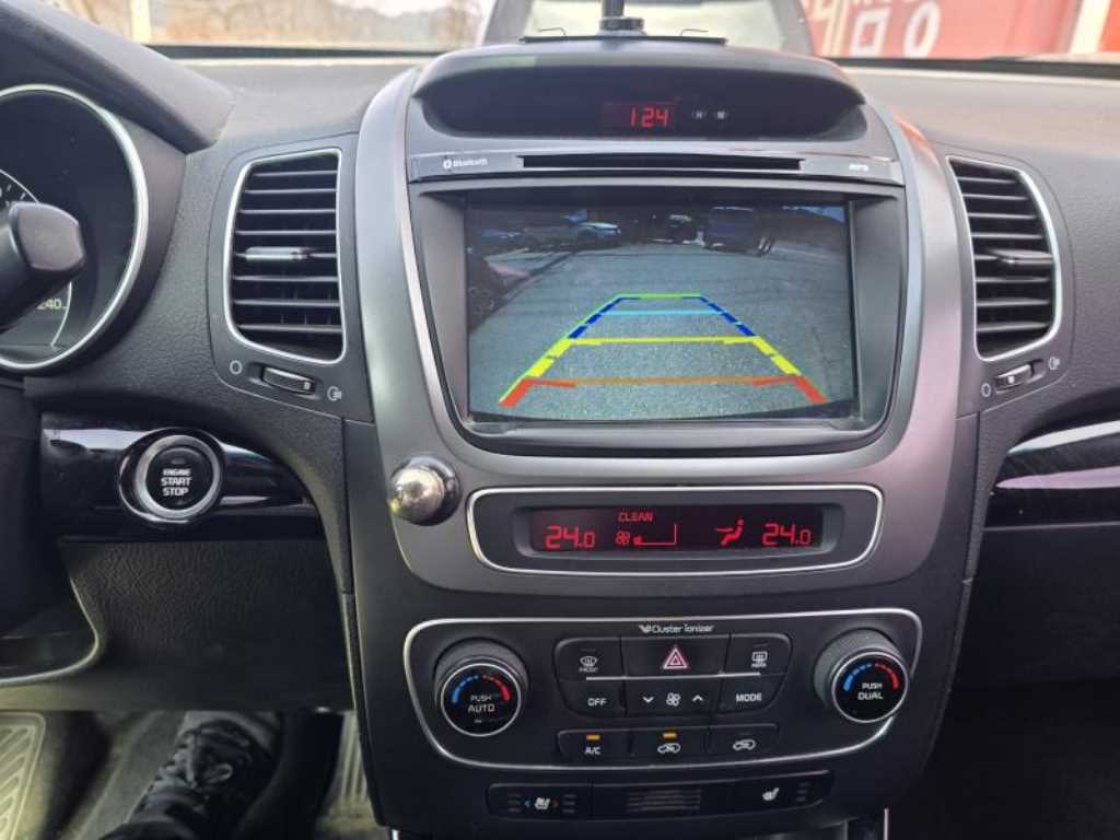 KIA Sorento - Vista 10