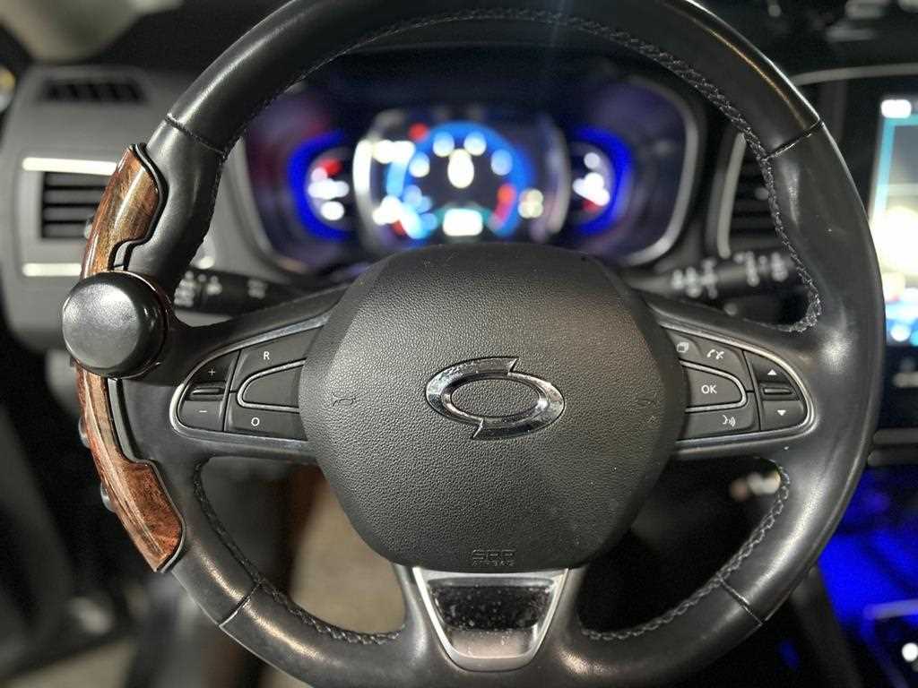 SAMSUNG QM6 - Vista 5