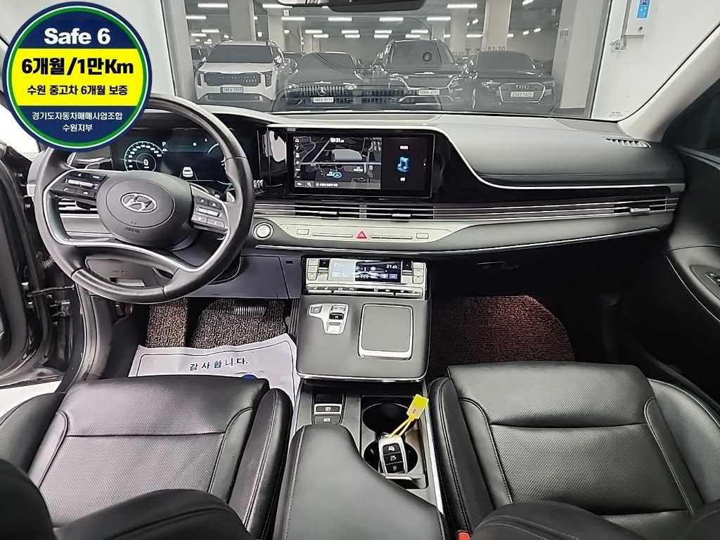 HYUNDAI Grandeur - Vista 7