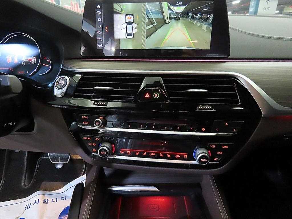 BMW 5 Series - Vista 11