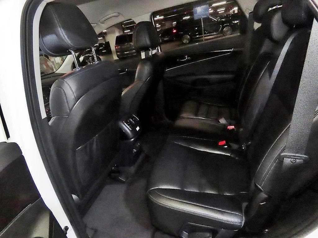 KIA Sorento - Vista 7