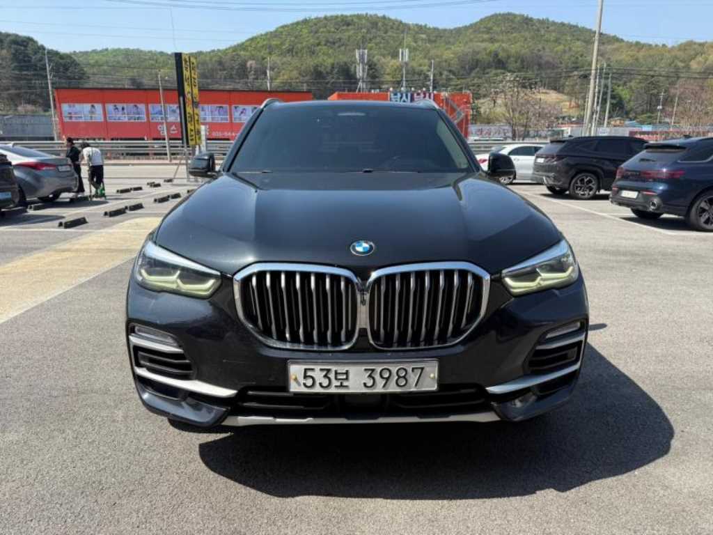 BMW X5 2019 Negro - Importación desde Corea - HF Imports Iquique - Foto 1