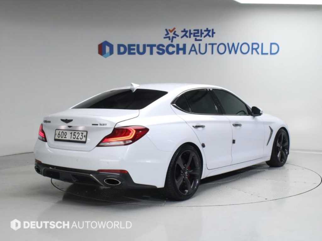 Genesis G70 - Vista 2