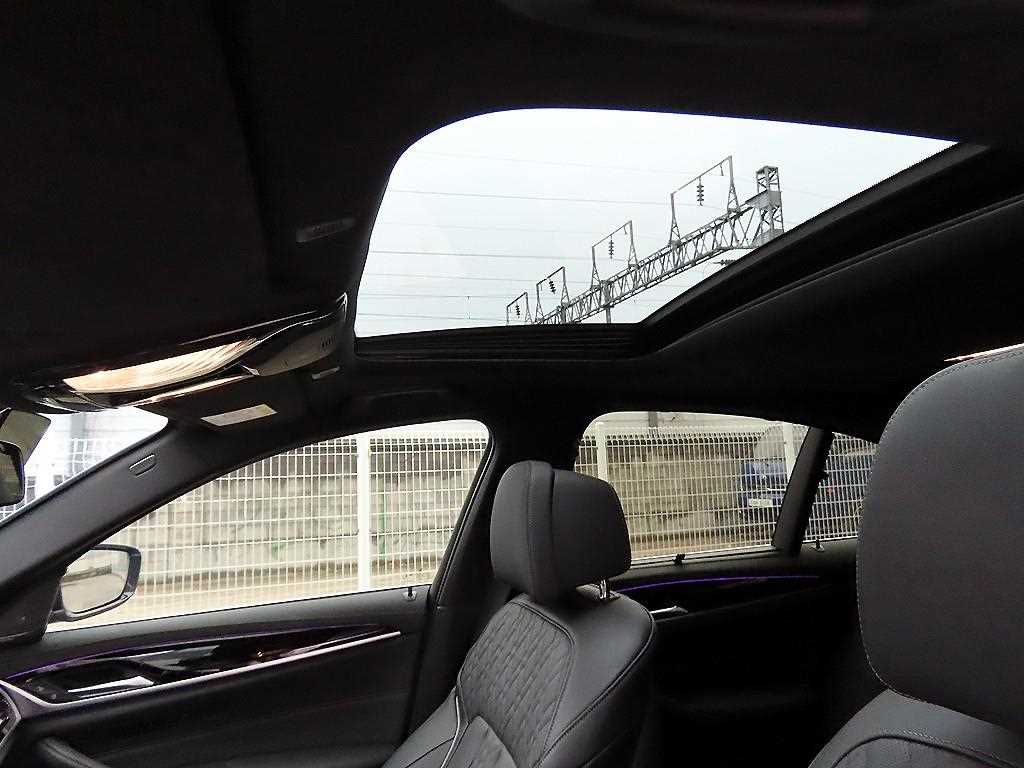 BMW 5 Series 2023 Gris - Importación desde Corea - HF Imports Iquique - Foto 18