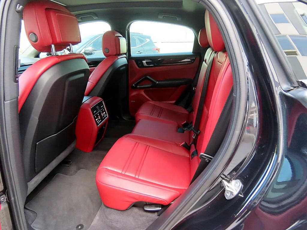 Porsche Cayenne - Vista 6