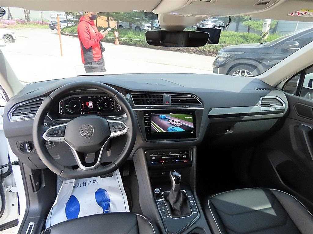 Volkswagen Tiguan - Vista 7