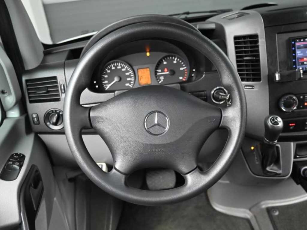 Mercedes Benz Sprinter 2017 Blanco - Importación desde Corea - HF Imports Iquique - Foto 13