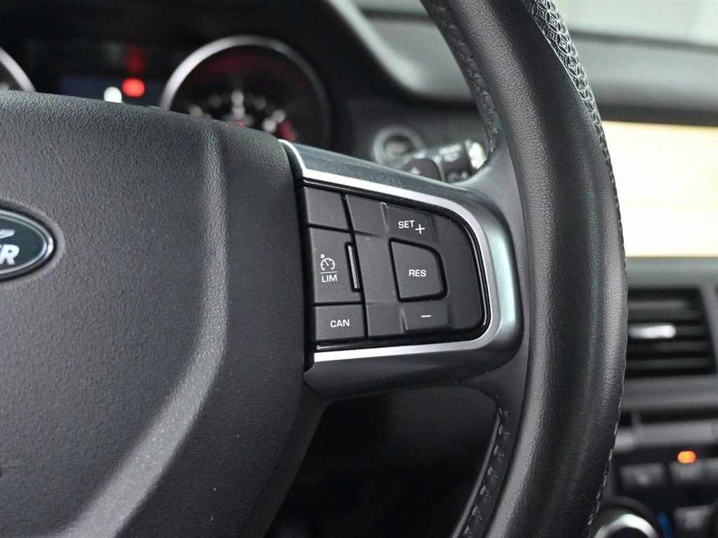 Land Rover Discovery Sports 2017 Negro - Importación desde Corea - HF Imports Iquique - Foto 17