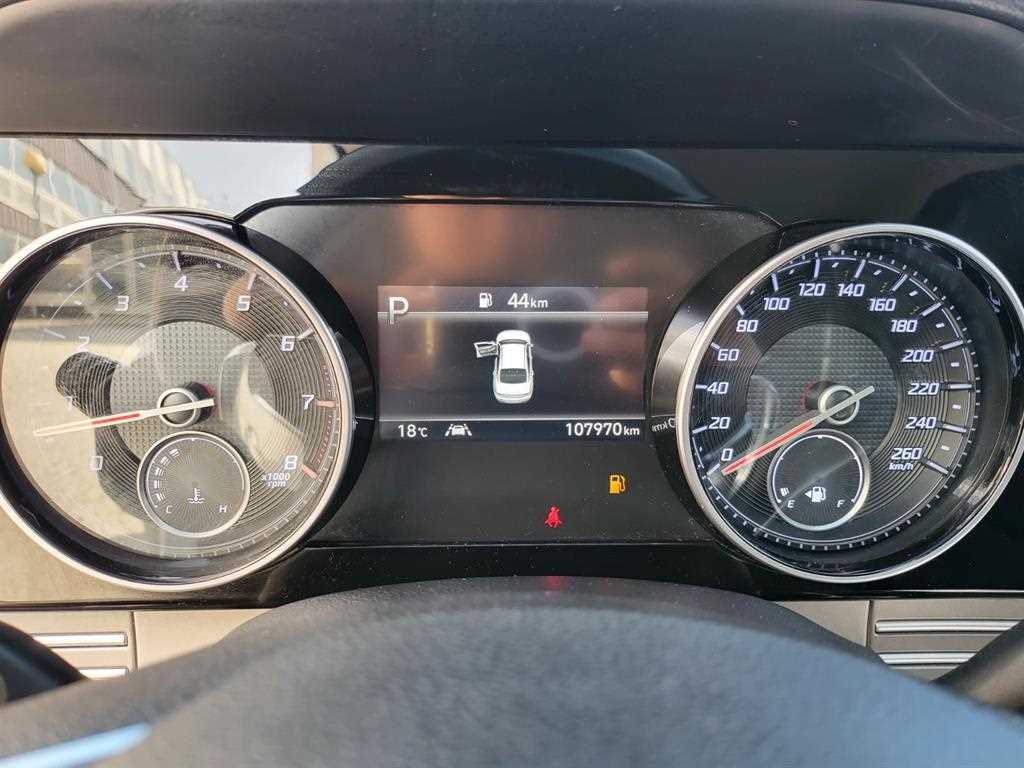 HYUNDAI Grandeur - Vista 9