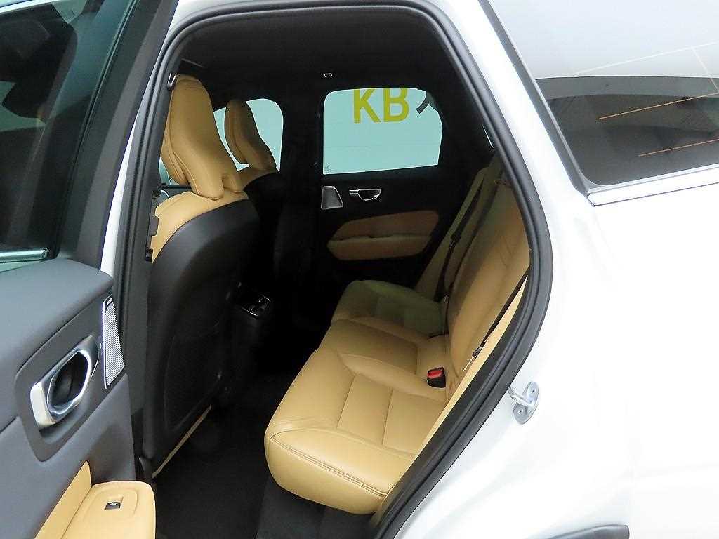 Volvo XC60 2024 Blanco - Importación desde Corea - HF Imports Iquique - Foto 14