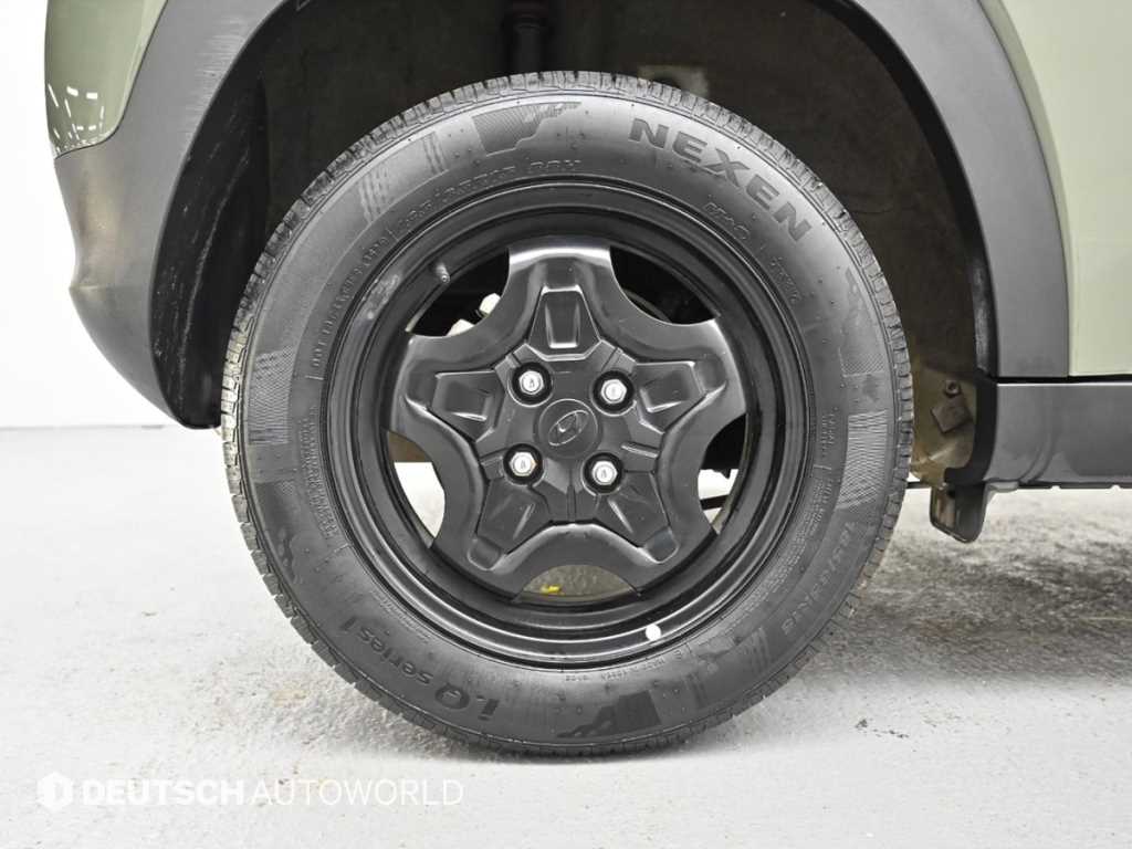 HYUNDAI Casper - Vista 5