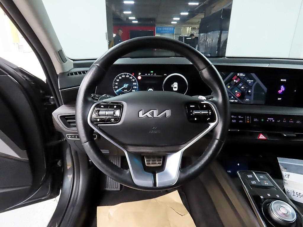 KIA K8 - Vista 9