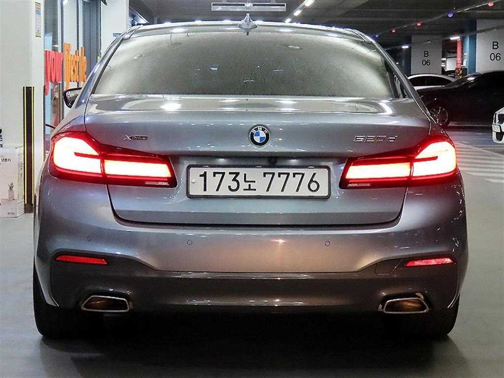 BMW 5 Series - Vista 5