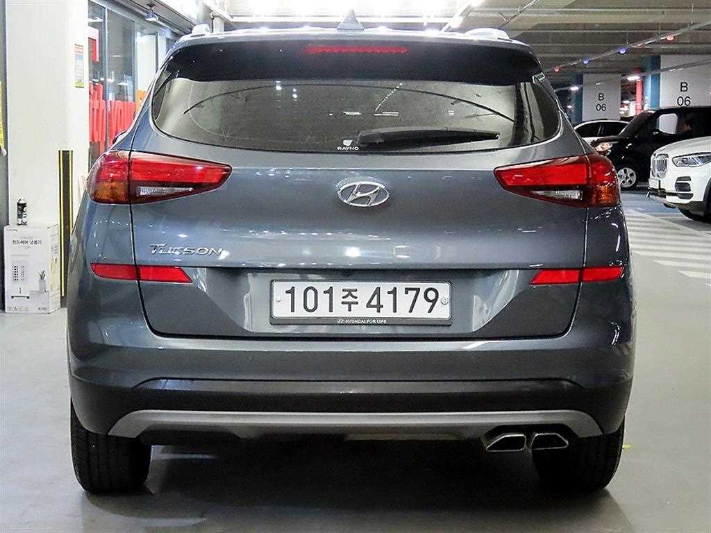 HYUNDAI Tucson - Vista 5