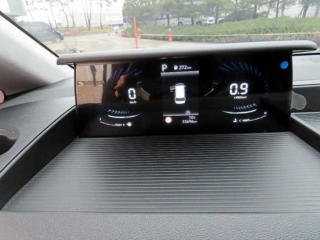 HYUNDAI Staria - Vista 10