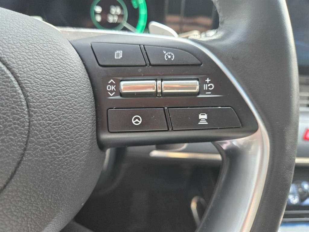 HYUNDAI Grandeur - Vista 12