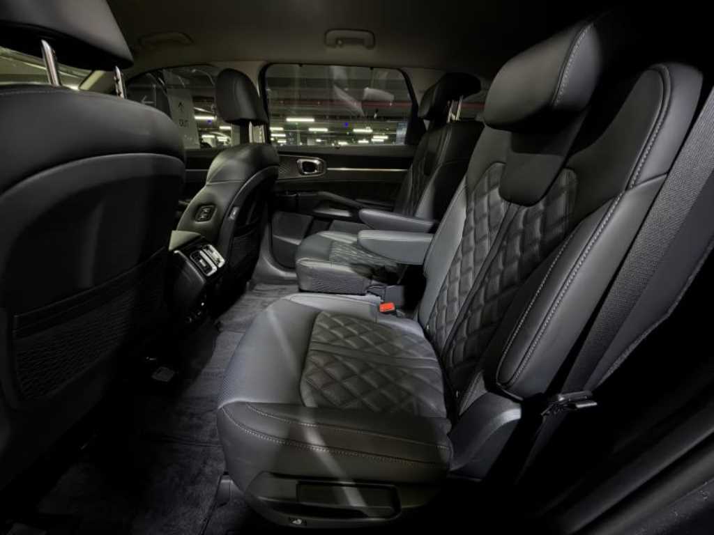 KIA Sorento - Vista 7