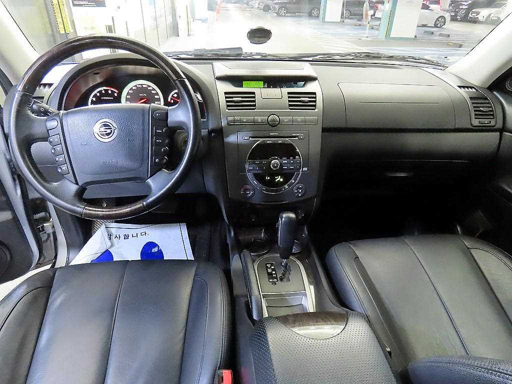 Ssangyong Rexton - Vista 10