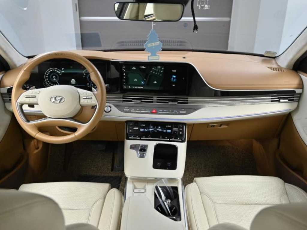 HYUNDAI Grandeur - Vista 7