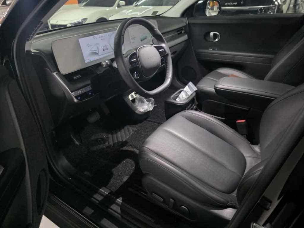 HYUNDAI Ioniq 5 - Vista 6