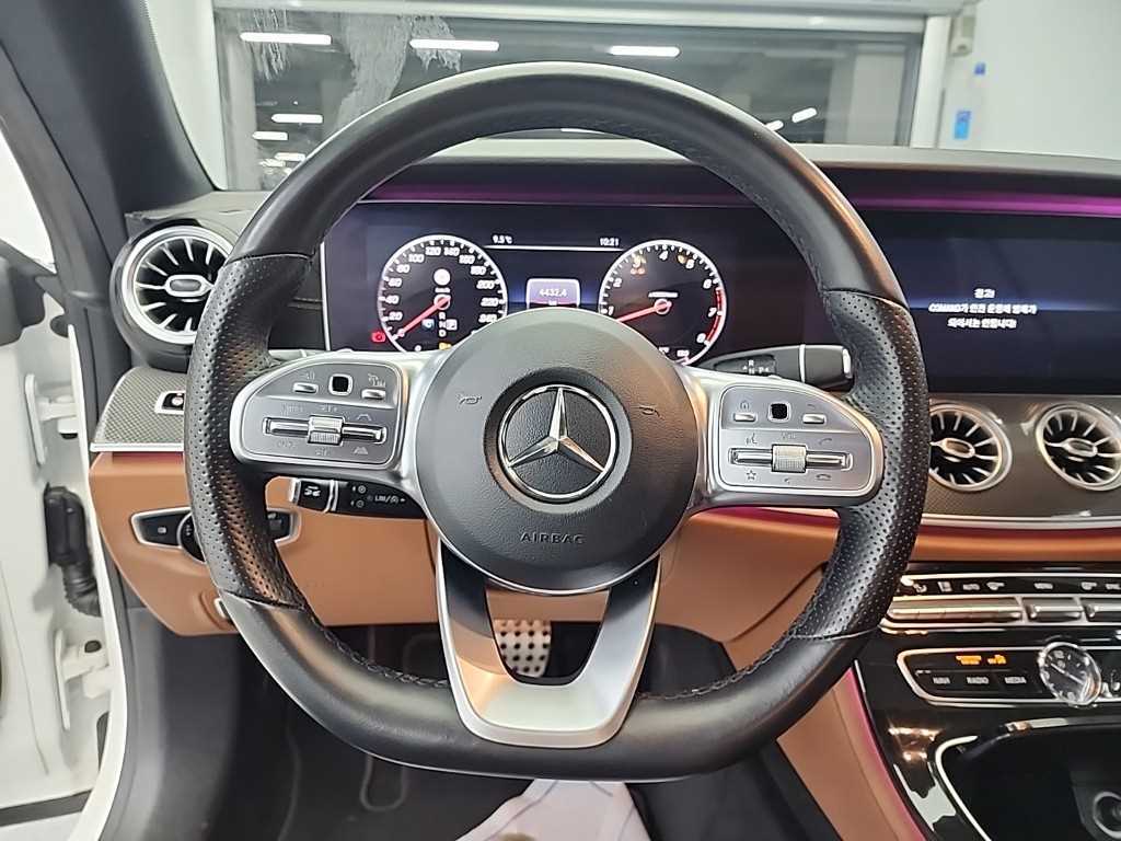 Mercedes Benz E class - Vista 9