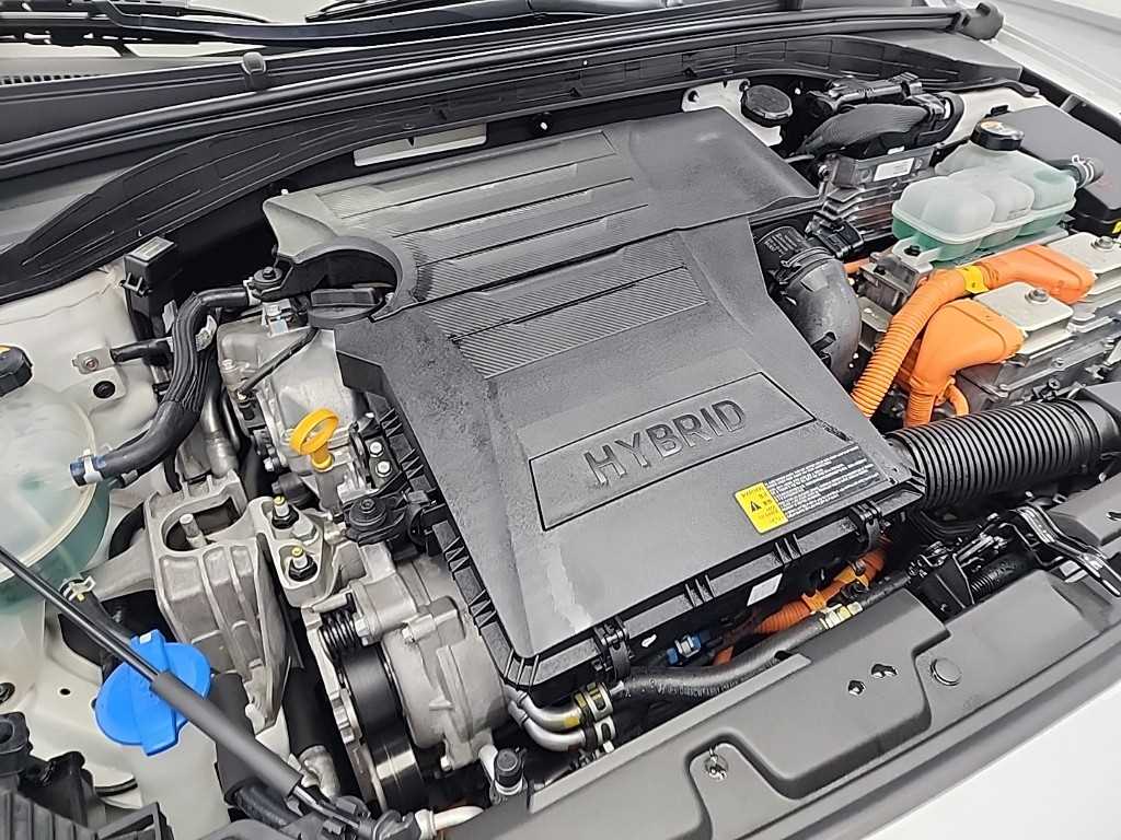 HYUNDAI Ioniq - Vista 5