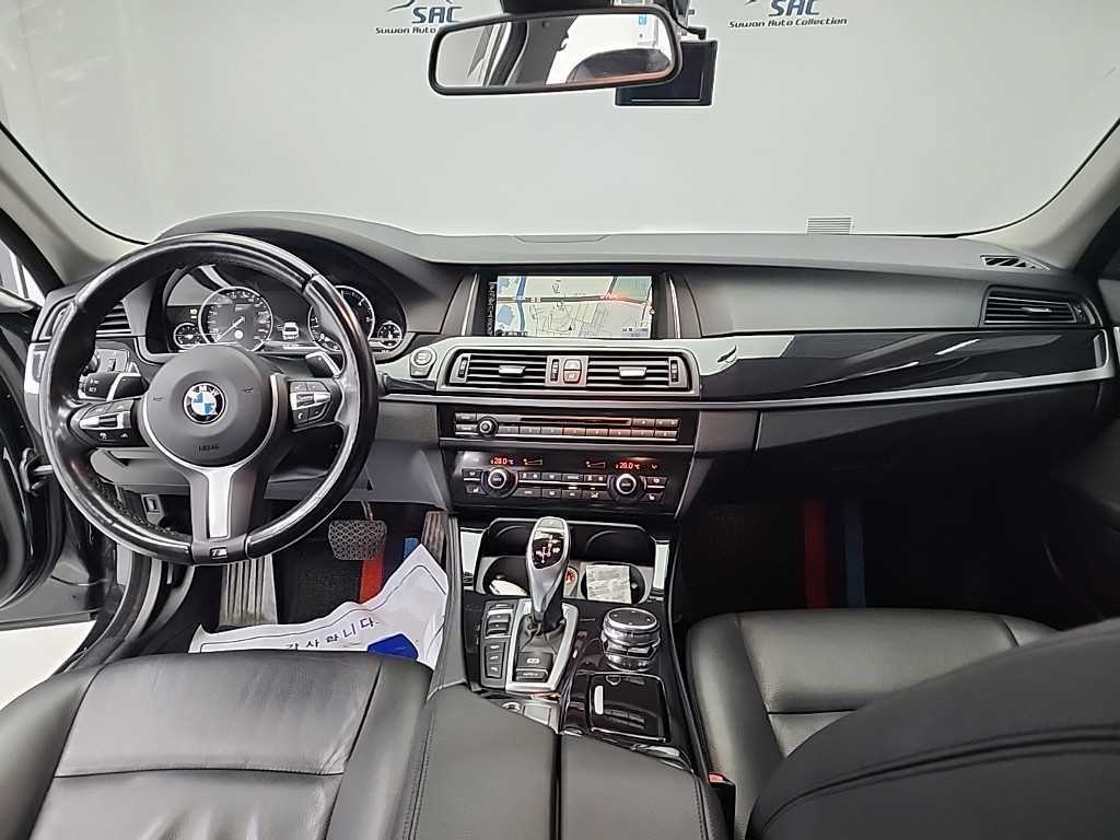 BMW 5 Series - Vista 8