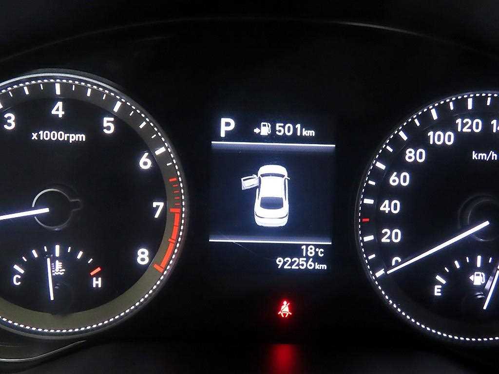 HYUNDAI Grandeur - Vista 9