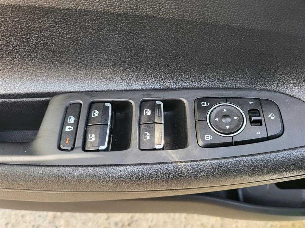 HYUNDAI Grandeur - Vista 11