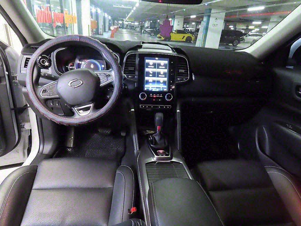 SAMSUNG QM6 - Vista 9