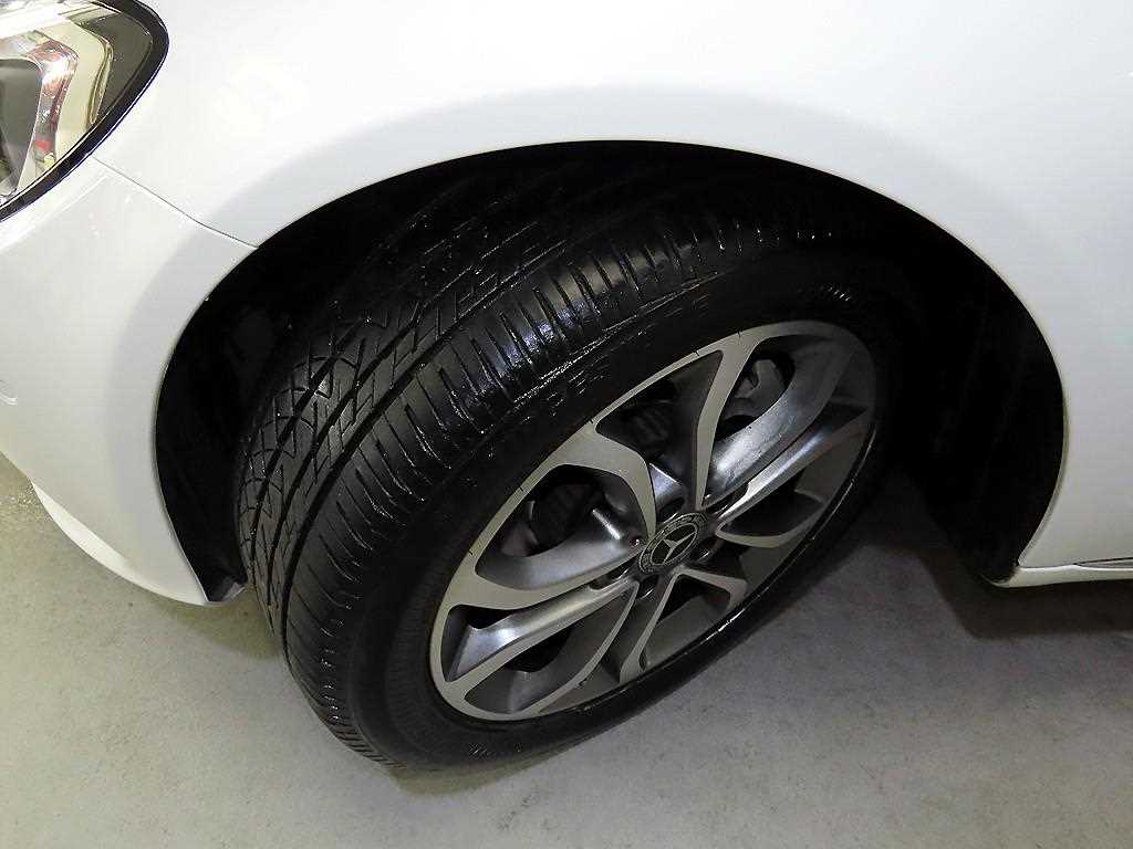 Mercedes Benz C Class 2018 Blanco - Importación desde Corea - HF Imports Iquique - Foto 20